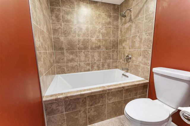 6376 Hyland Drive, Dublin, OH 43017