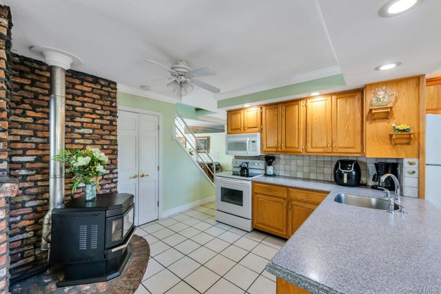 3591 Fiddler Lane, Bethpage, NY 11714
