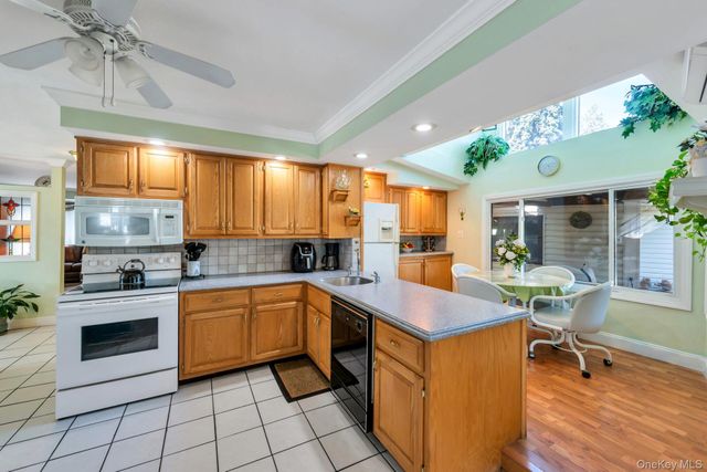 3591 Fiddler Lane, Bethpage, NY 11714