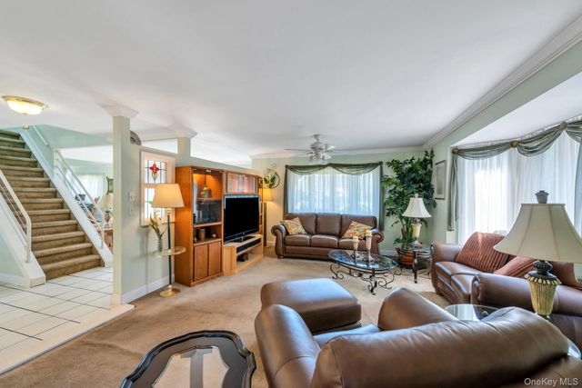 3591 Fiddler Lane, Bethpage, NY 11714