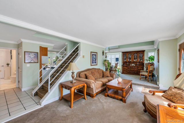 3591 Fiddler Lane, Bethpage, NY 11714
