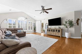 1471 Belcourt Lane, Mount Pleasant, SC 29466