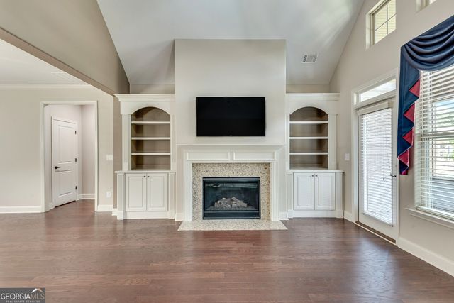 2785 Middlecreek Way, Cumming, GA 30041