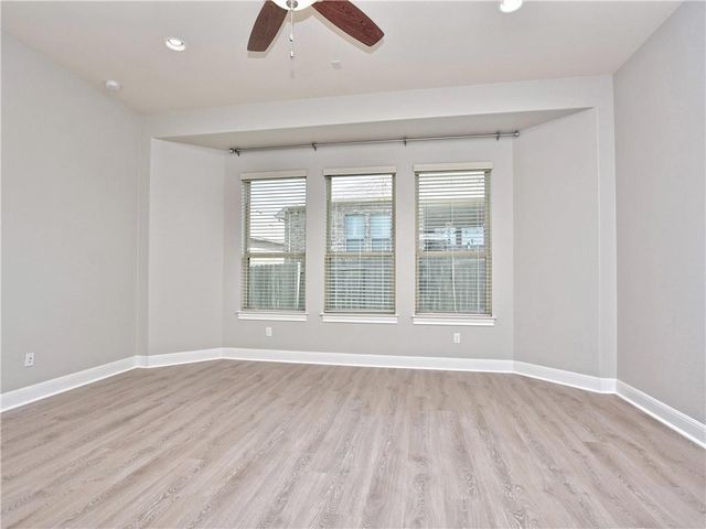 2208 Legend Hill DR, Leander, TX 78641