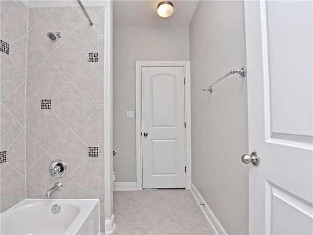 2208 Legend Hill DR, Leander, TX 78641