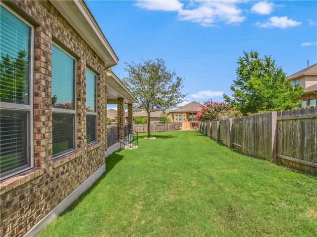 2208 Legend Hill DR, Leander, TX 78641