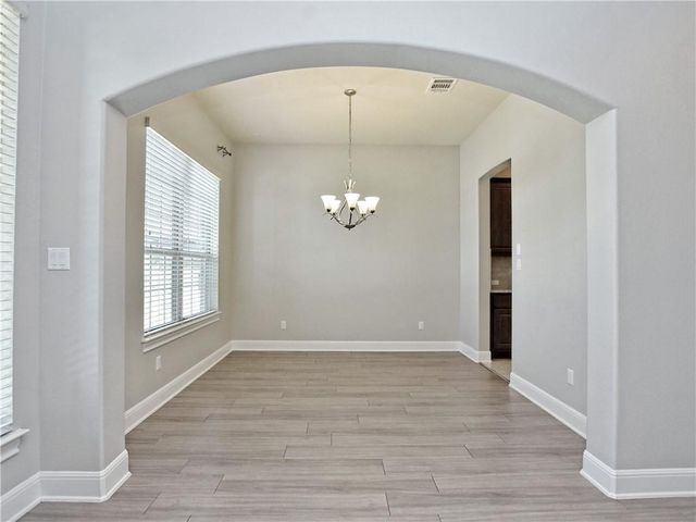 2208 Legend Hill DR, Leander, TX 78641