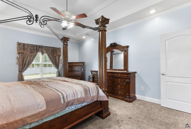 221 Hathersage Drive, Kathleen, GA 31047