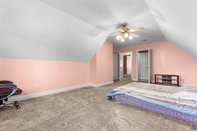221 Hathersage Drive, Kathleen, GA 31047