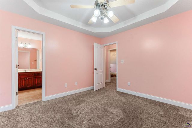 221 Hathersage Drive, Kathleen, GA 31047