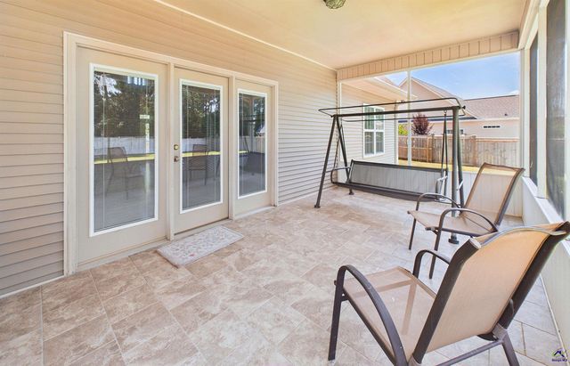 221 Hathersage Drive, Kathleen, GA 31047