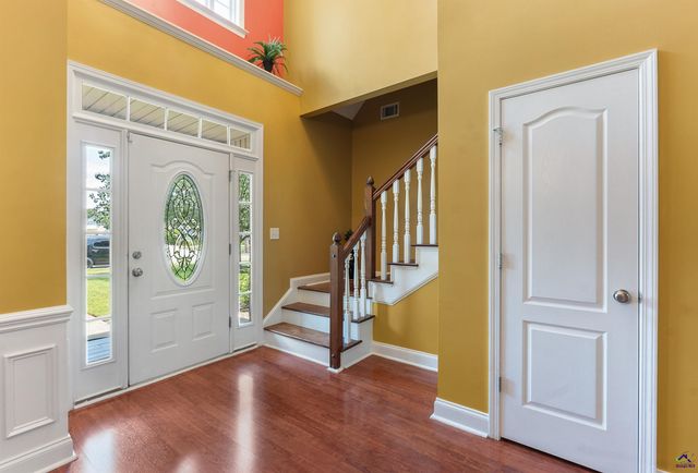 221 Hathersage Drive, Kathleen, GA 31047
