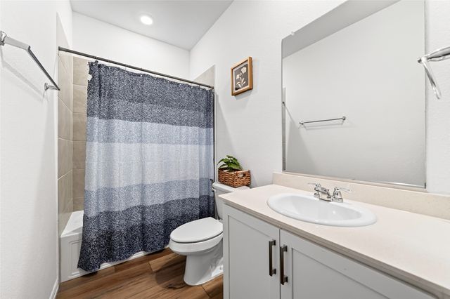 1212 Western Yarrow Avenue, Justin, TX 76247