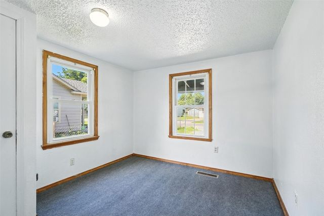 228 N Donald Avenue, El Reno, OK 73036