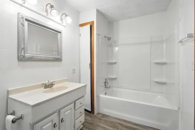 228 N Donald Avenue, El Reno, OK 73036