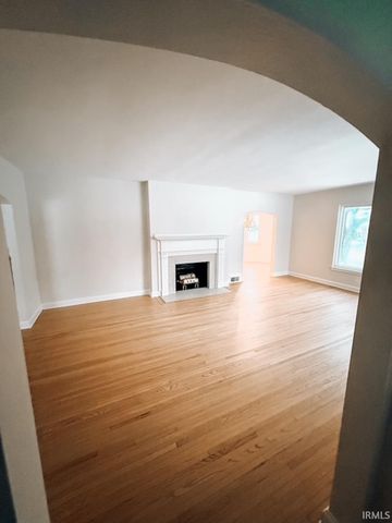 3203 E Blackford Avenue, Evansville, IN 47714