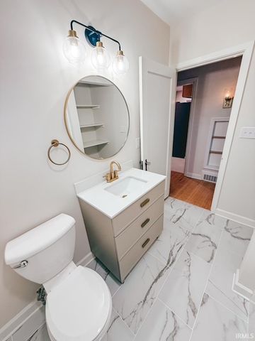 3203 E Blackford Avenue, Evansville, IN 47714