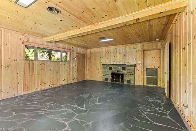 1112 Ferndale Boulevard, High Point, NC 27262