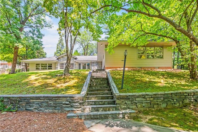 1112 Ferndale Boulevard, High Point, NC 27262