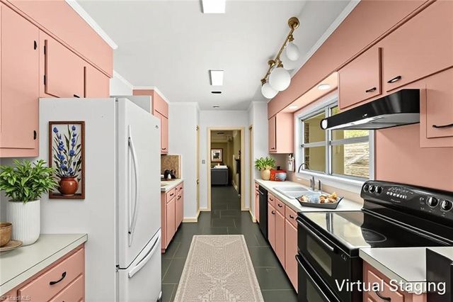 1112 Ferndale Boulevard, High Point, NC 27262