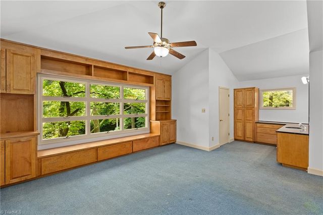 1112 Ferndale Boulevard, High Point, NC 27262