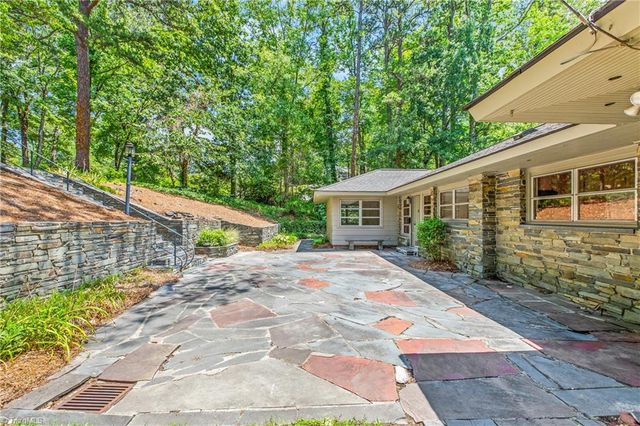 1112 Ferndale Boulevard, High Point, NC 27262