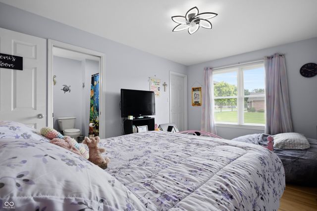 5141 Montpelier Court, Columbus, IN 47203