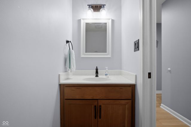 5141 Montpelier Court, Columbus, IN 47203