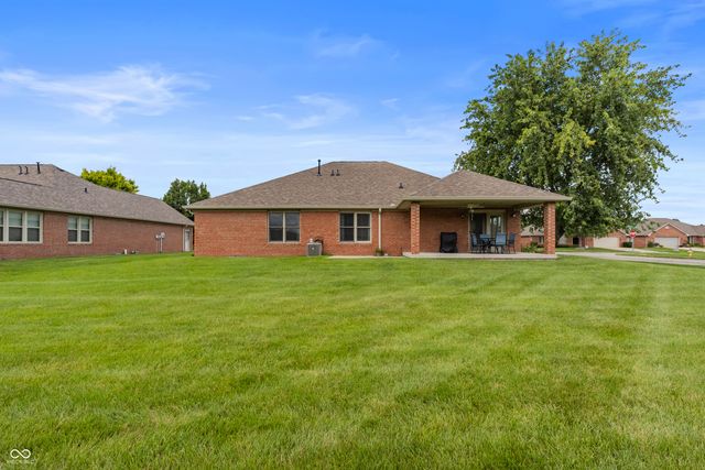 5141 Montpelier Court, Columbus, IN 47203
