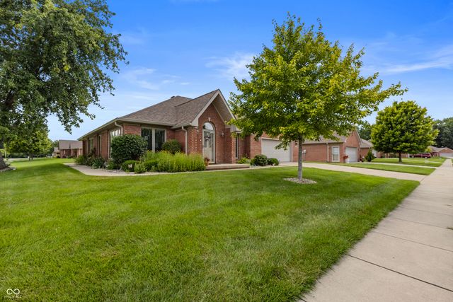 5141 Montpelier Court, Columbus, IN 47203