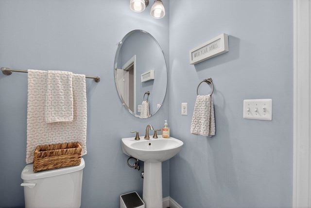 3255 CHARLESTON BLVD, Rockingham, VA 22801