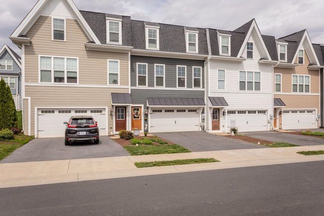 3255 CHARLESTON BLVD, Rockingham, VA 22801