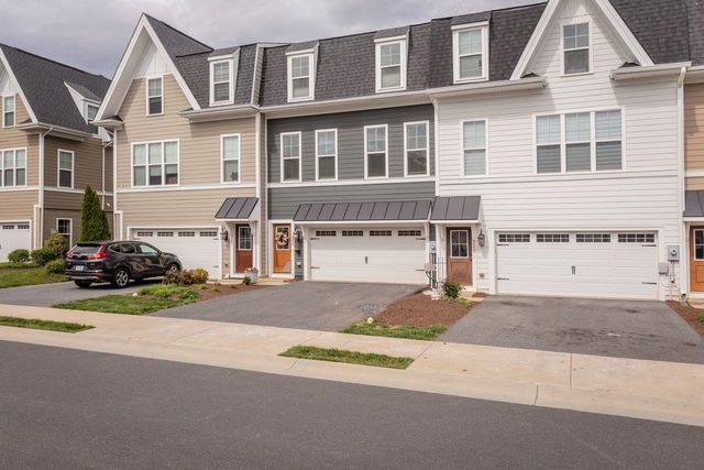 3255 CHARLESTON BLVD, Rockingham, VA 22801