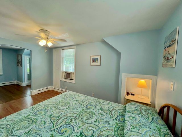 12 Elm Avenue, Westbrook, CT 06498