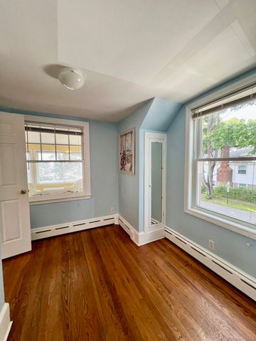 12 Elm Avenue, Westbrook, CT 06498