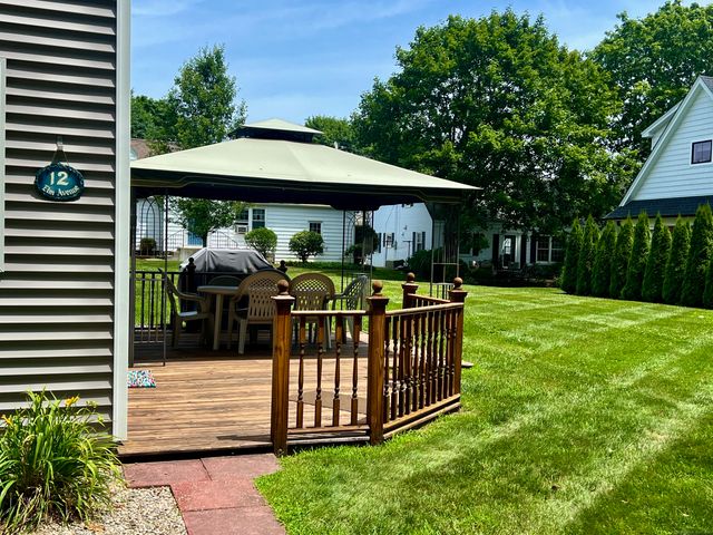 12 Elm Avenue, Westbrook, CT 06498