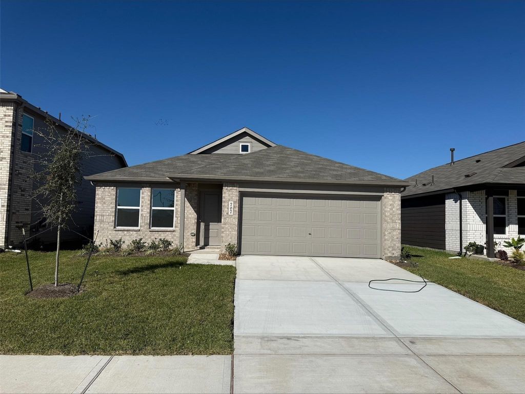 1511 Aurora Thistle Drive, Crosby, TX 77532