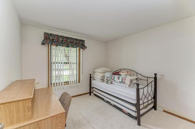 504 Elizabeth Drive 18-B-L, Wood Dale, IL 60191