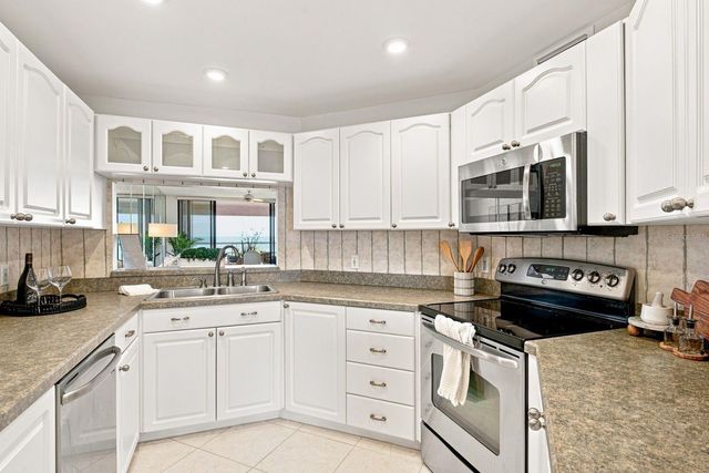 1310 GULF BOULEVARD 4D, Clearwater Beach, FL 33767