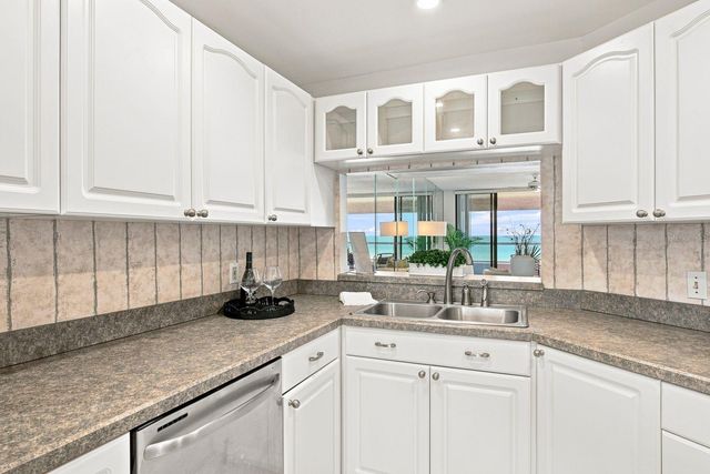 1310 GULF BOULEVARD 4D, Clearwater Beach, FL 33767