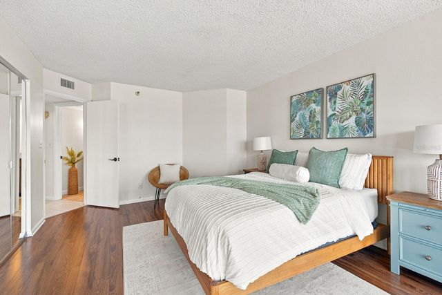 1310 GULF BOULEVARD 4D, Clearwater Beach, FL 33767