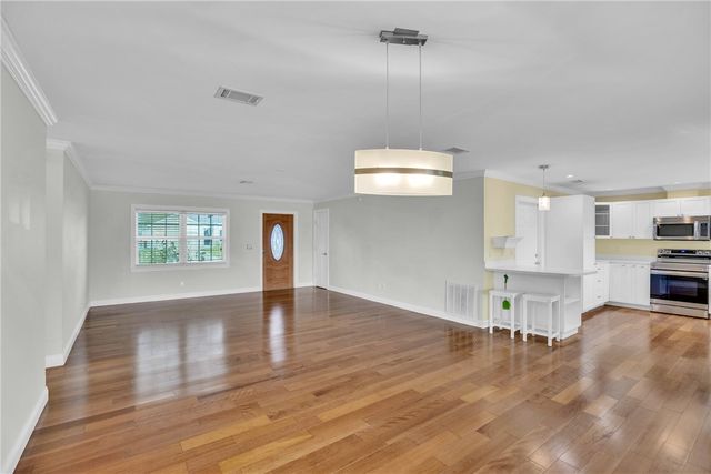 2035 13th Avenue SW, Vero Beach, FL 32962