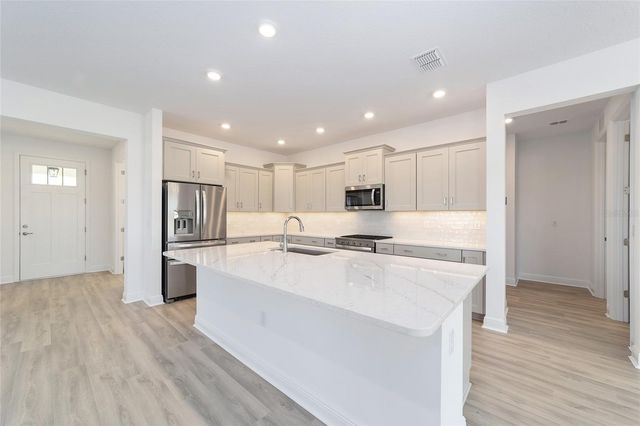 10668 SW 101ST LANE, Ocala, FL 34481