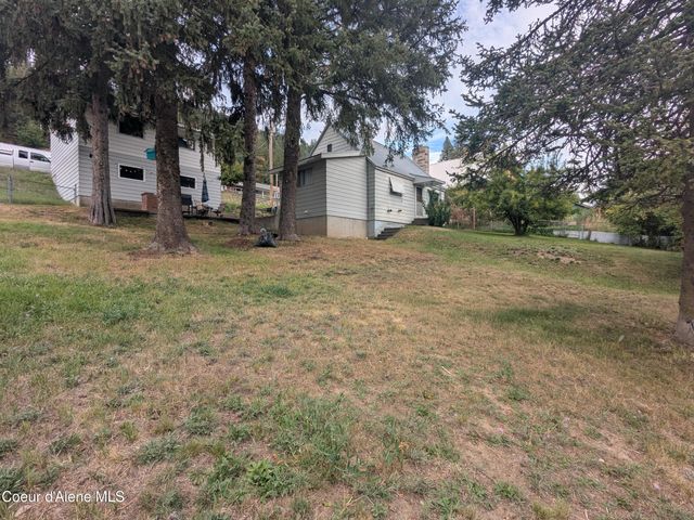 721 Hunter St, Mullan, ID 83846