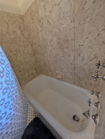 1130 S Lawrence Street, Montgomery, AL 36104