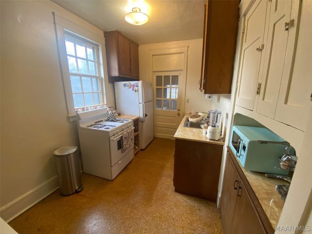 1130 S Lawrence Street, Montgomery, AL 36104