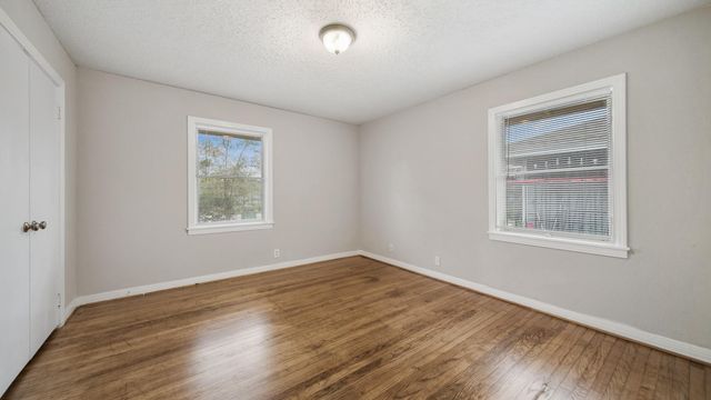 8018 Sharondale Drive, Houston, TX 77033