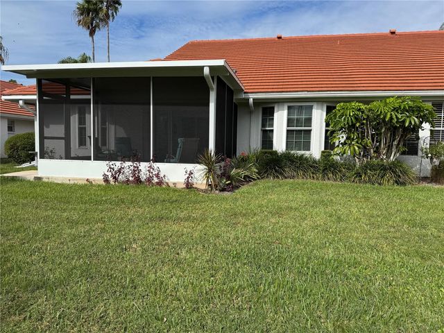 3117 LAKE PARK LANE 15, Sarasota, FL 34231