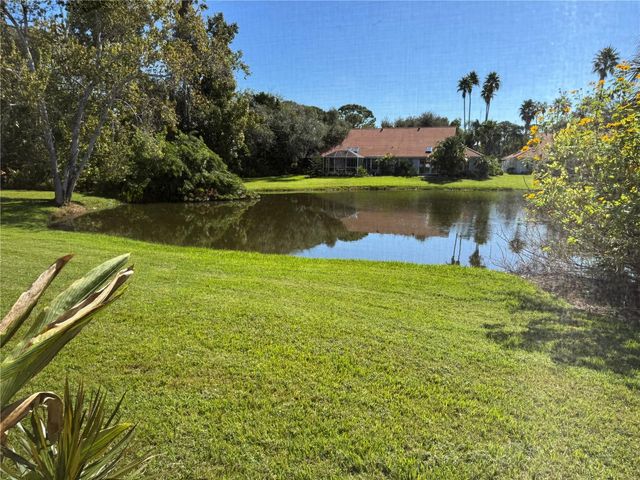 3117 LAKE PARK LANE 15, Sarasota, FL 34231