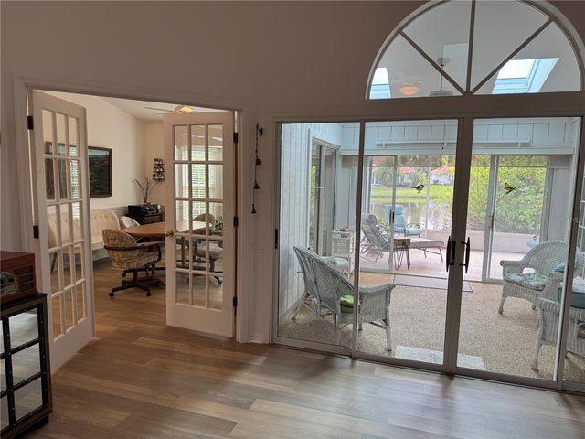 3117 LAKE PARK LANE 15, Sarasota, FL 34231